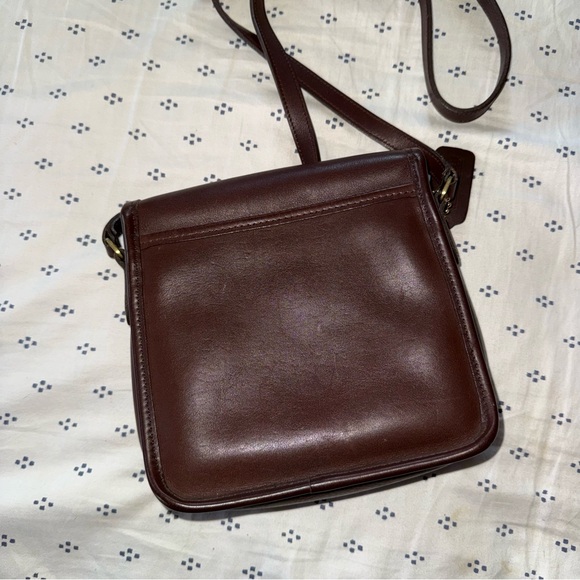 Coach 9076 Vintage 1990's Companion Flap Milk Chocolate Brown Leather Crossbody - Picture 6 of 13